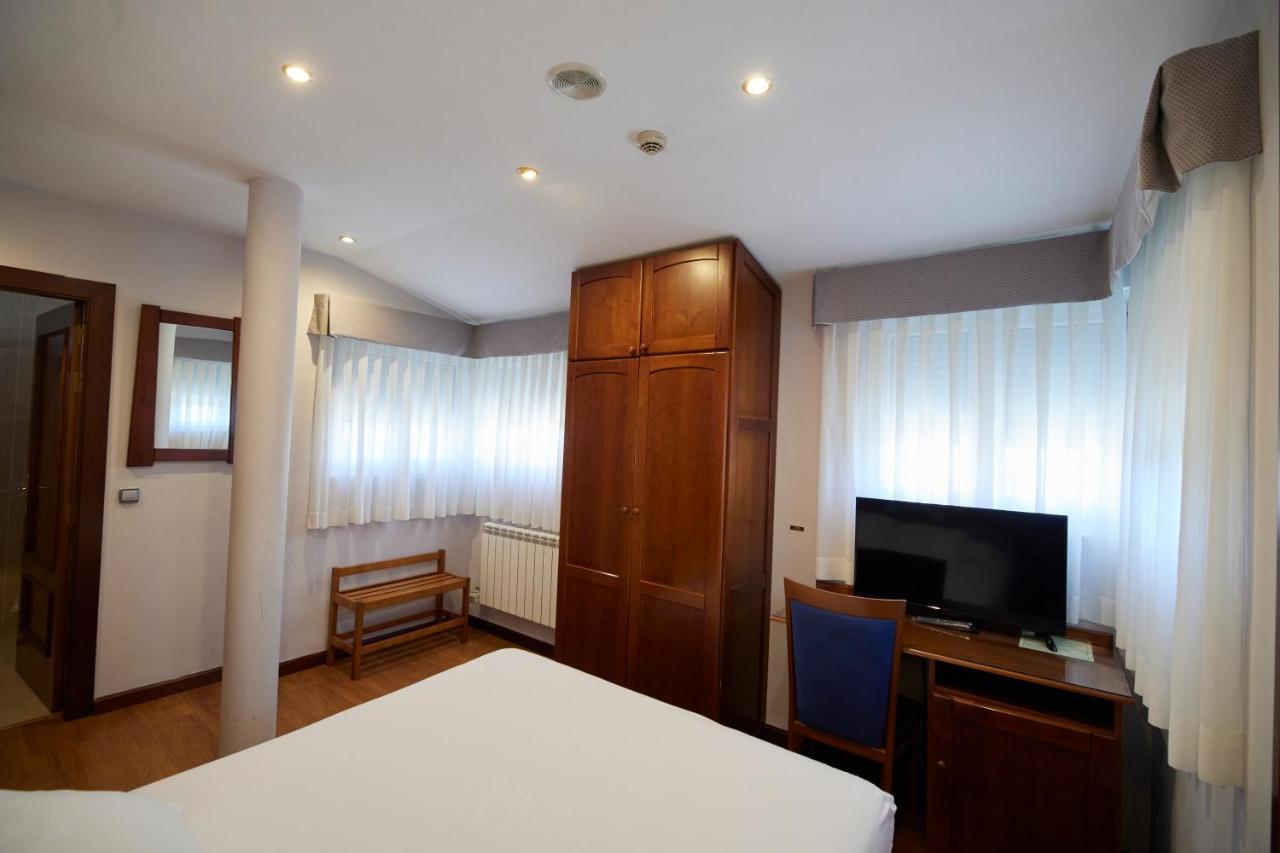Hotel Villalegre Avilés Extérieur photo