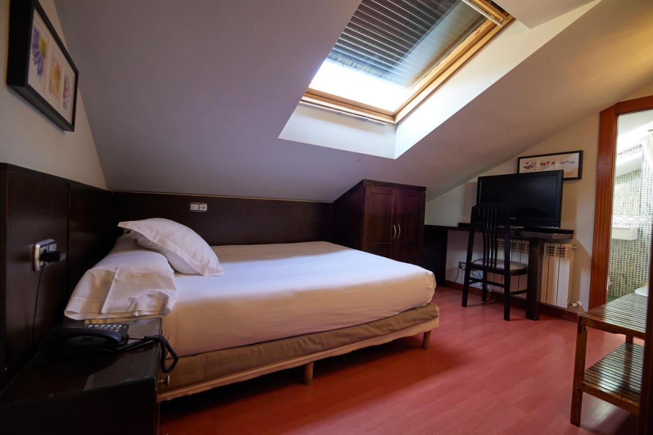 Hotel Villalegre Avilés Extérieur photo