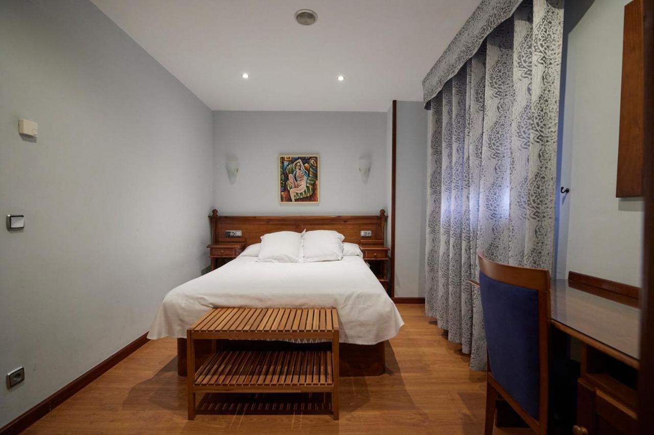 Hotel Villalegre Avilés Extérieur photo
