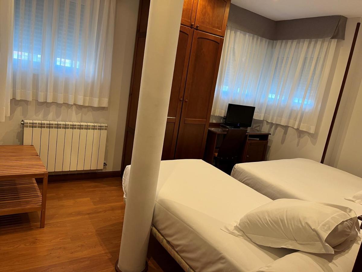 Hotel Villalegre Avilés Extérieur photo